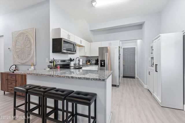 1733 LANDON Avenue, Jacksonville, FL 32207