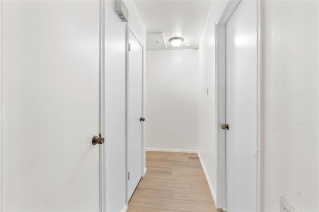 8903 Roos Road, Houston, TX 77036
