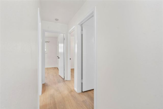 8903 Roos Road, Houston, TX 77036