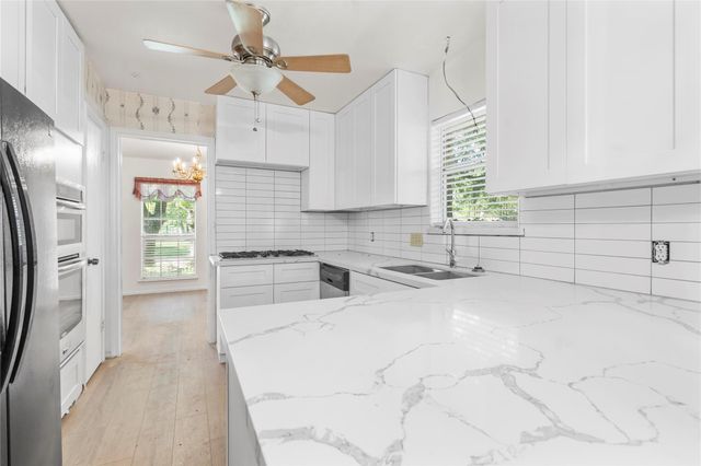 8903 Roos Road, Houston, TX 77036