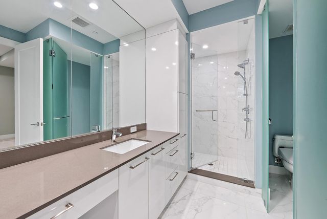 112 Water Club Court N, North Palm Beach, FL 33408