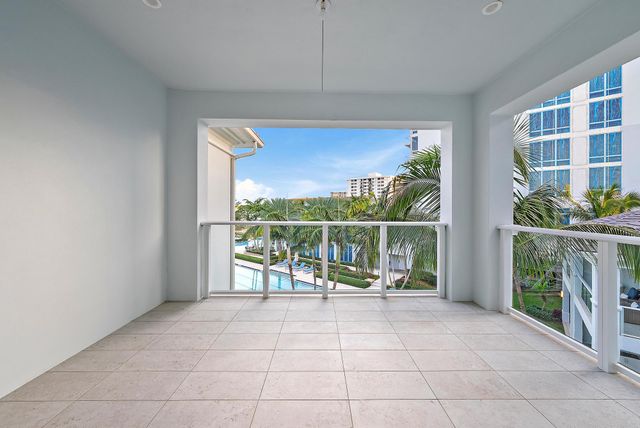 112 Water Club Court N, North Palm Beach, FL 33408