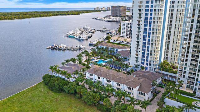 112 Water Club Court N, North Palm Beach, FL 33408