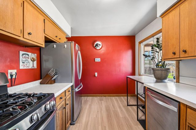 961 Livingston Avenue, West Saint Paul, MN 55118