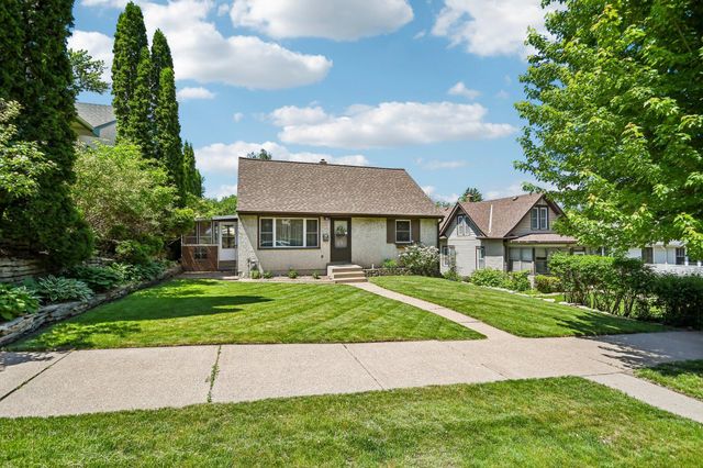 961 Livingston Avenue, West Saint Paul, MN 55118