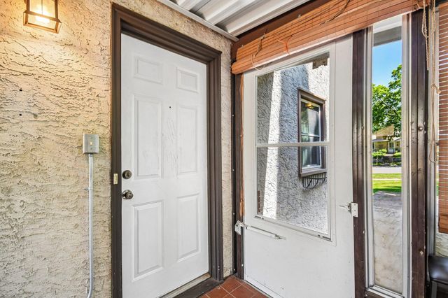961 Livingston Avenue, West Saint Paul, MN 55118