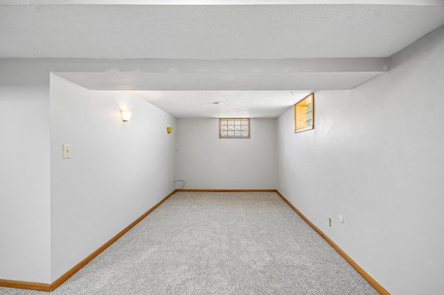 961 Livingston Avenue, West Saint Paul, MN 55118