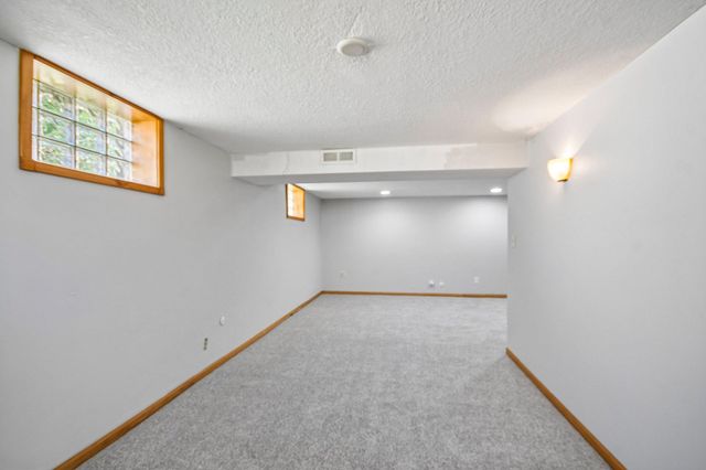 961 Livingston Avenue, West Saint Paul, MN 55118