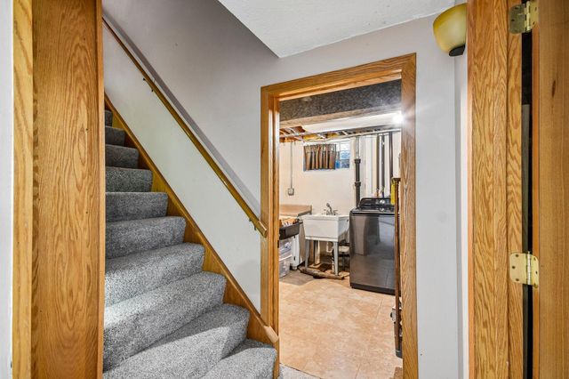 961 Livingston Avenue, West Saint Paul, MN 55118