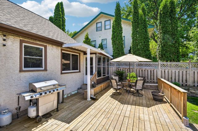 961 Livingston Avenue, West Saint Paul, MN 55118