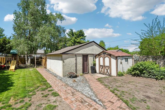 961 Livingston Avenue, West Saint Paul, MN 55118