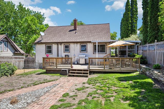 961 Livingston Avenue, West Saint Paul, MN 55118