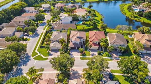 9985 Marsala Way, Delray Beach, FL 33446