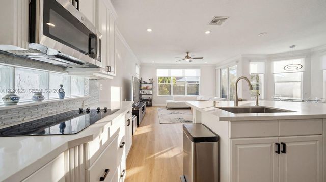 9985 Marsala Way, Delray Beach, FL 33446