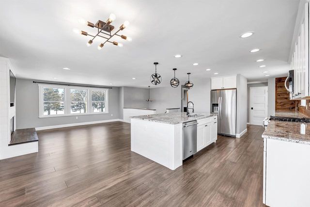 4224 CTH PP, De Pere, WI 54115