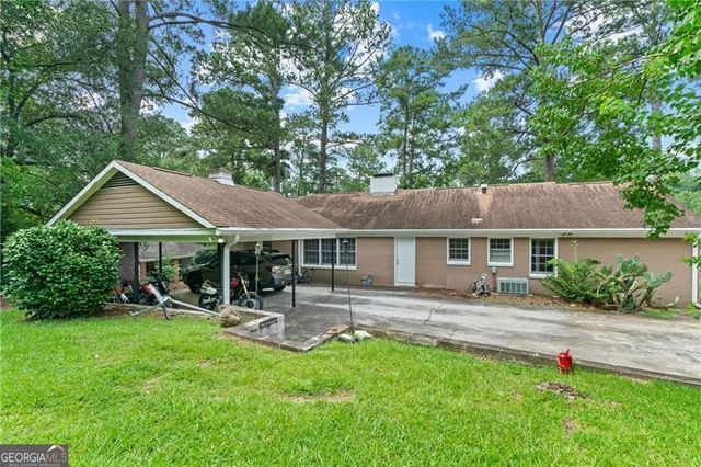 3061 General Lee, Macon, GA 31204