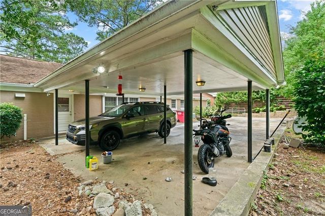 3061 General Lee, Macon, GA 31204