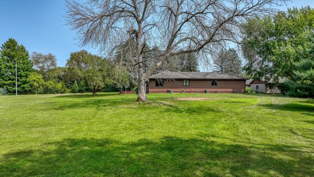 5892 Graff Road, Eau Claire, WI 54701