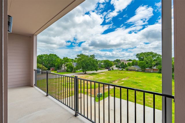 516 S O Connor Road, Irving, TX 75060
