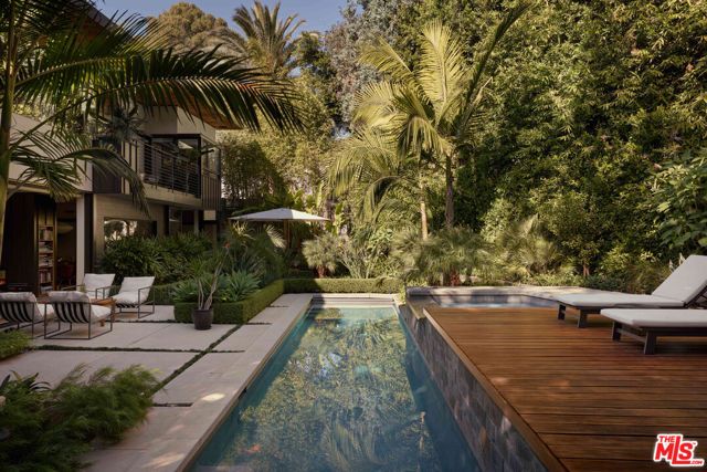 2496 Mandeville Canyon Road, Los Angeles, CA 90049