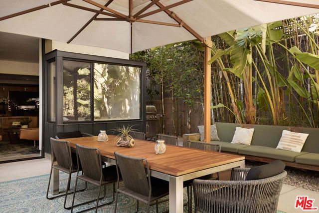 2496 Mandeville Canyon Road, Los Angeles, CA 90049