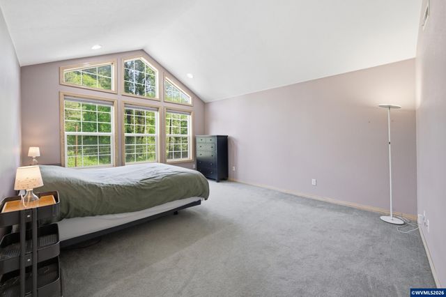3245 Croisan Creek Rd S, Salem, OR 97302