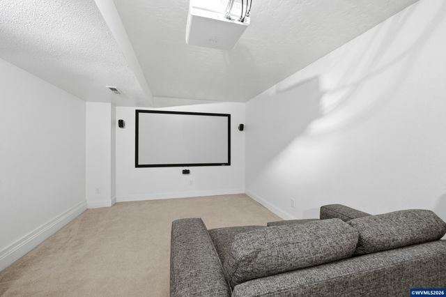3245 Croisan Creek Rd S, Salem, OR 97302