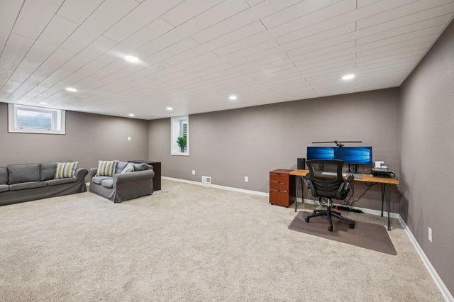 13651 Pineview Lane N, Dayton, MN 55327