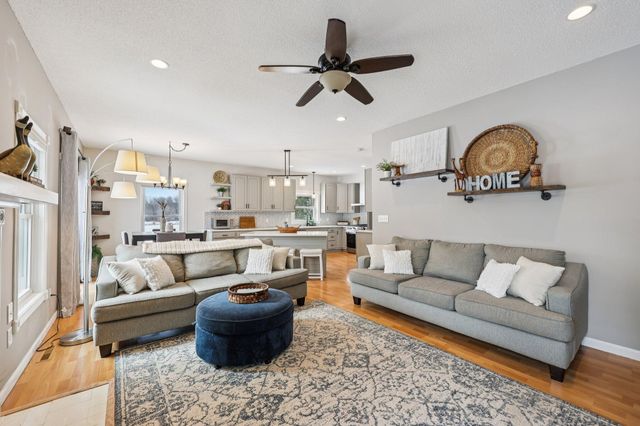 13651 Pineview Lane N, Dayton, MN 55327