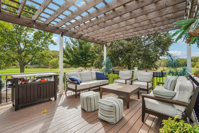 13651 Pineview Lane N, Dayton, MN 55327