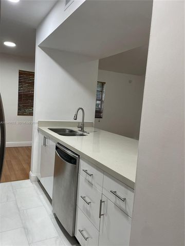 15325 SW 106th Terrace 618, Miami, FL 33196