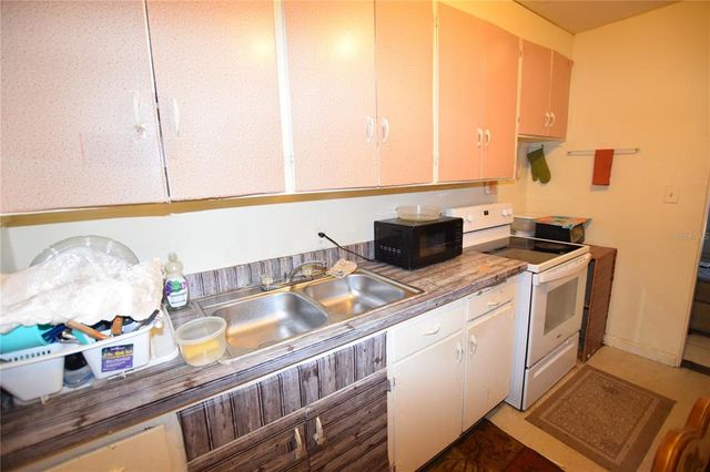 2220 AVENUE F NW, Winter Haven, FL 33880