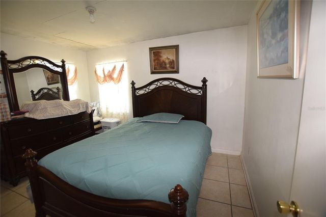 2220 AVENUE F NW, Winter Haven, FL 33880