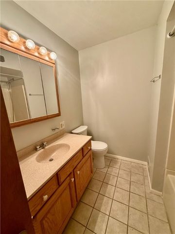 178 Canonchet Drive, Portsmouth, RI 02871