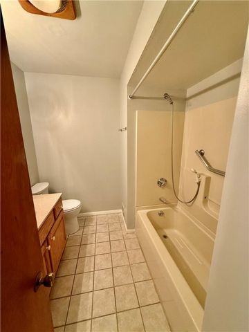 178 Canonchet Drive, Portsmouth, RI 02871