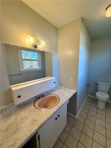 178 Canonchet Drive, Portsmouth, RI 02871