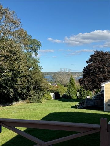 178 Canonchet Drive, Portsmouth, RI 02871