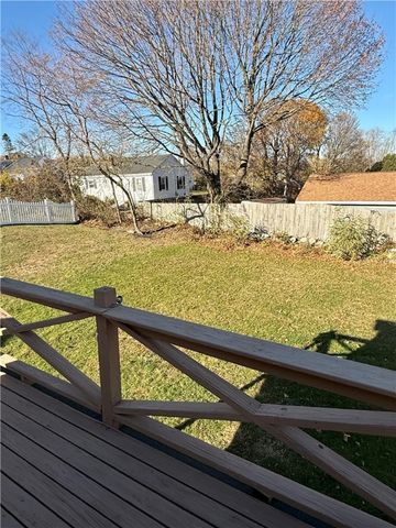 178 Canonchet Drive, Portsmouth, RI 02871