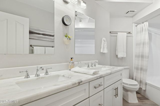 5104 N 32ND Street 218, Phoenix, AZ 85018