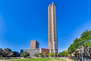3660 N Lake Shore Drive 1015, Chicago, IL 60613