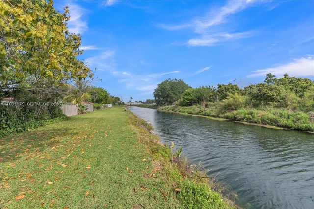 29869 SW 159th Dr, Homestead, FL 33033