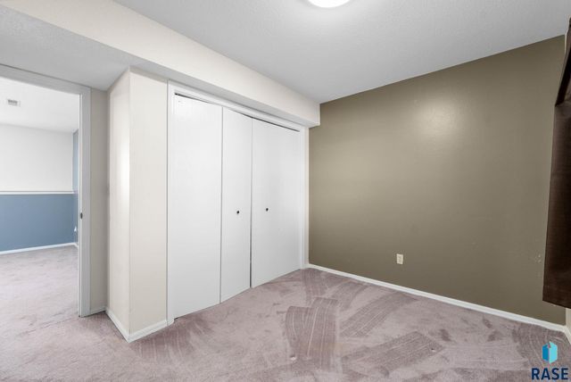 215 Atkins Cir Circle, Tea, SD 57064