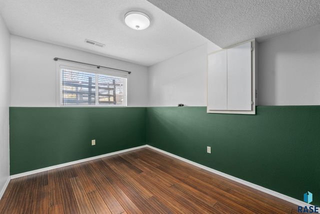 215 Atkins Cir Circle, Tea, SD 57064