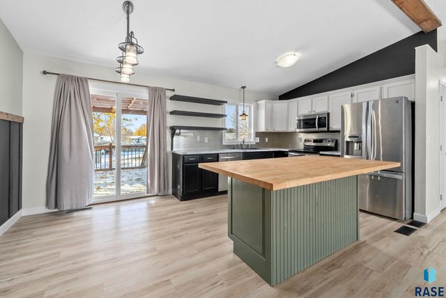 215 Atkins Cir Circle, Tea, SD 57064