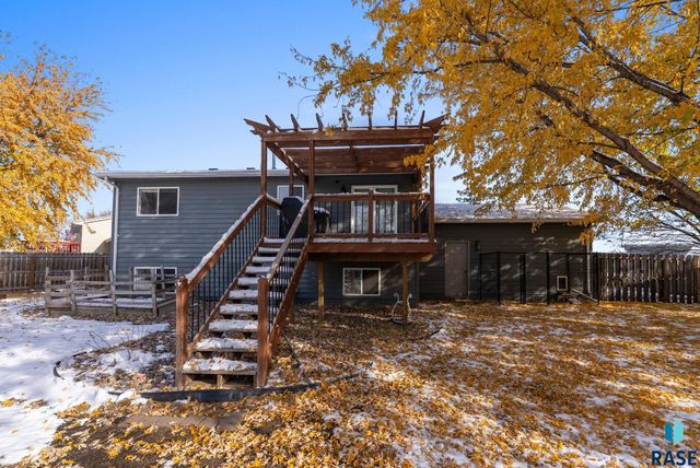 215 Atkins Cir Circle, Tea, SD 57064