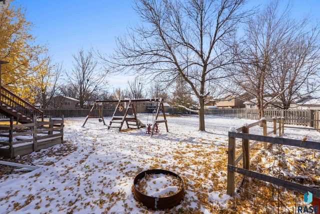 215 Atkins Cir Circle, Tea, SD 57064