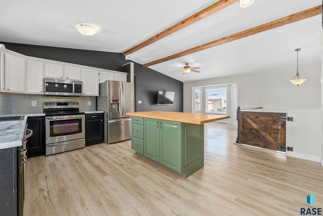 215 Atkins Cir Circle, Tea, SD 57064