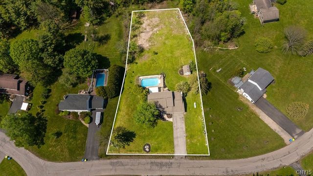 5881 Fieldstone Drive, Cazenovia, NY 13035