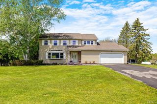 5881 Fieldstone Drive, Cazenovia, NY 13035
