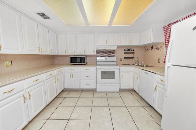 5503 LORRAINE STREET, Lakeland, FL 33810
